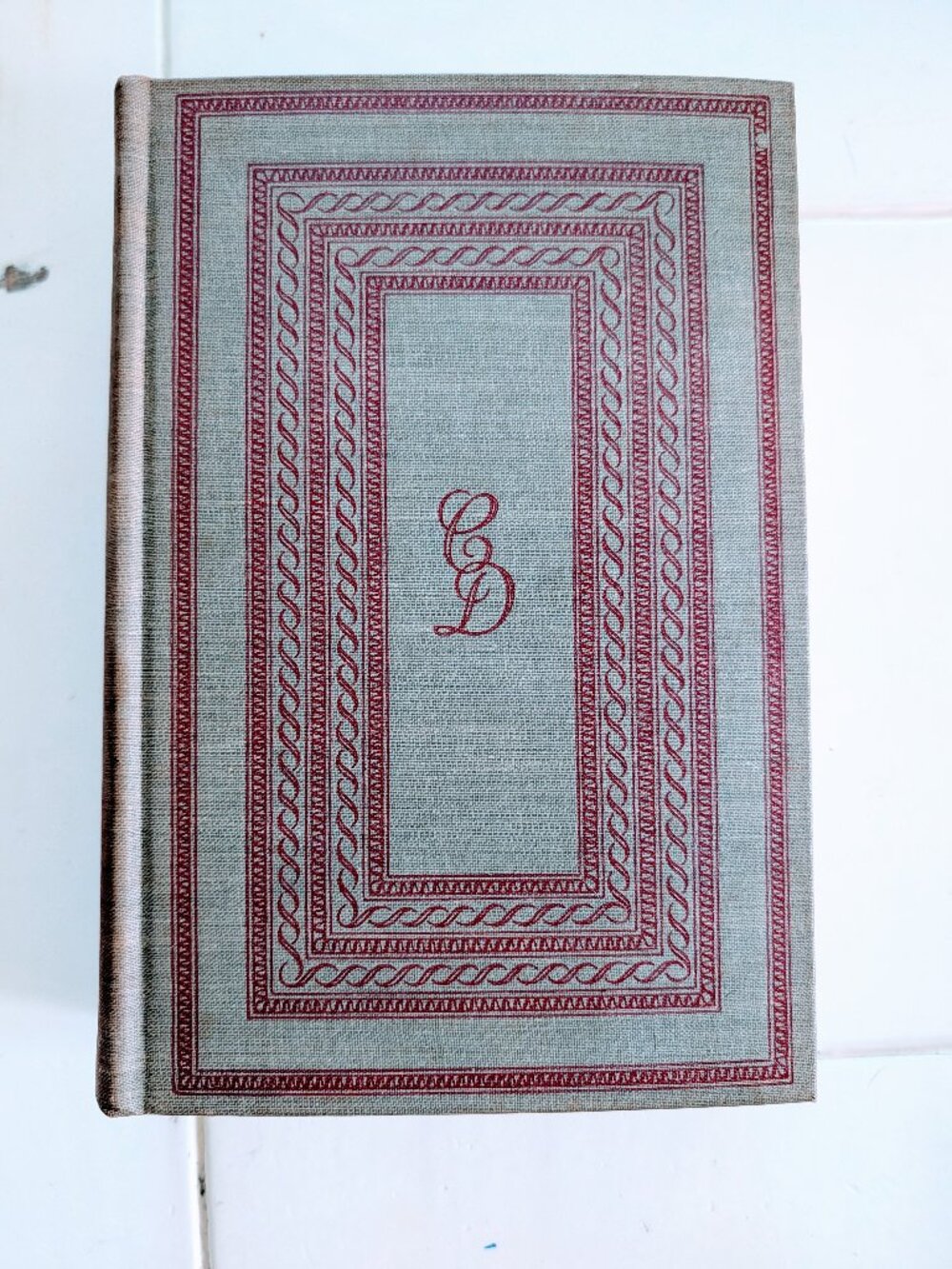 Antique 1938 The Pickwick Papers Charles Dickens HC Heritage Press Pickwick Club